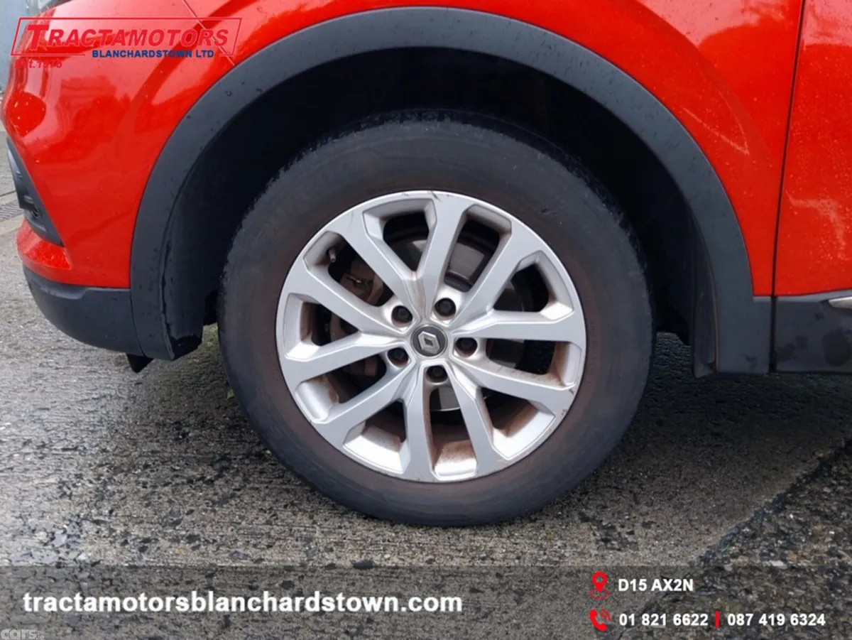 Renault Kadjar SUV, Petrol, 2019, Red