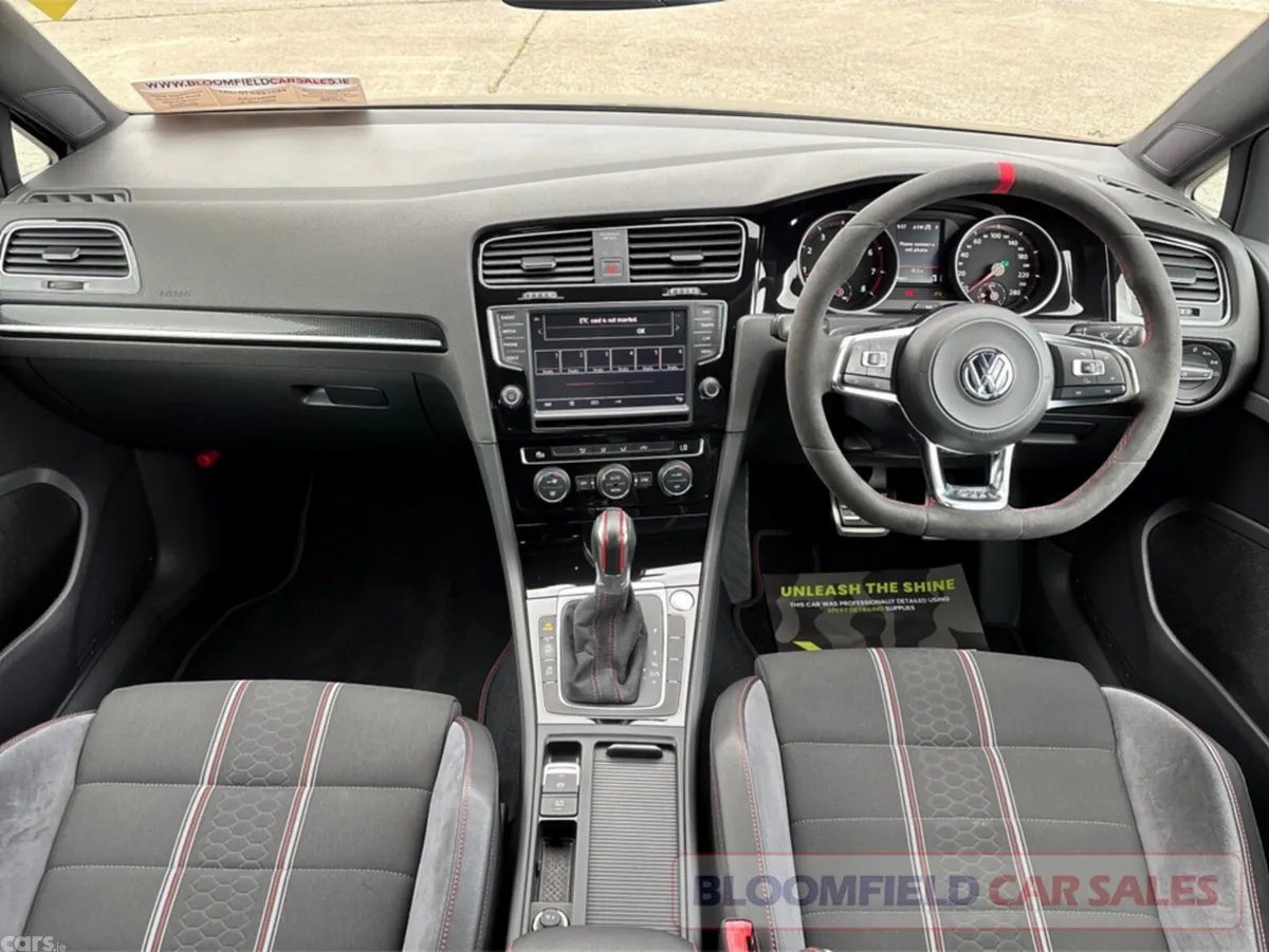 Volkswagen Golf Hatchback, Petrol, 2016, Black