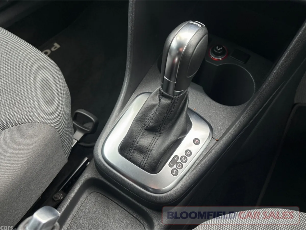 Volkswagen Polo Hatchback, Petrol, 2014, Black