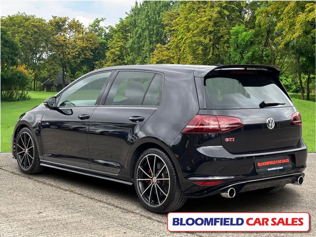 Volkswagen Golf Hatchback, Petrol, 2016, Black