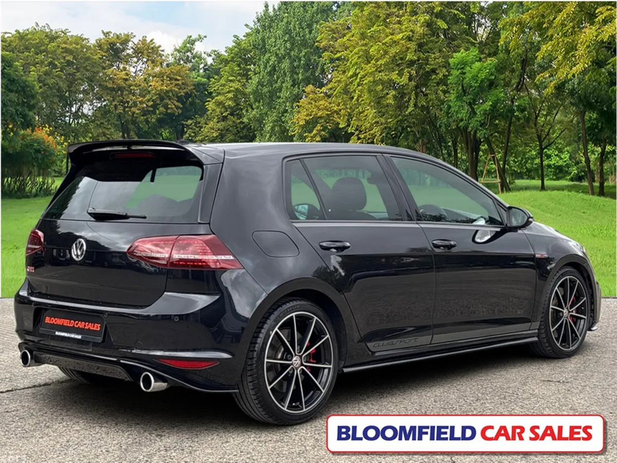 Volkswagen Golf Hatchback, Petrol, 2016, Black