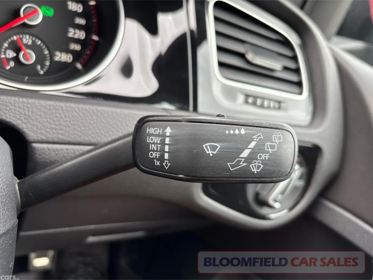 Volkswagen Golf Hatchback, Petrol, 2016, Black