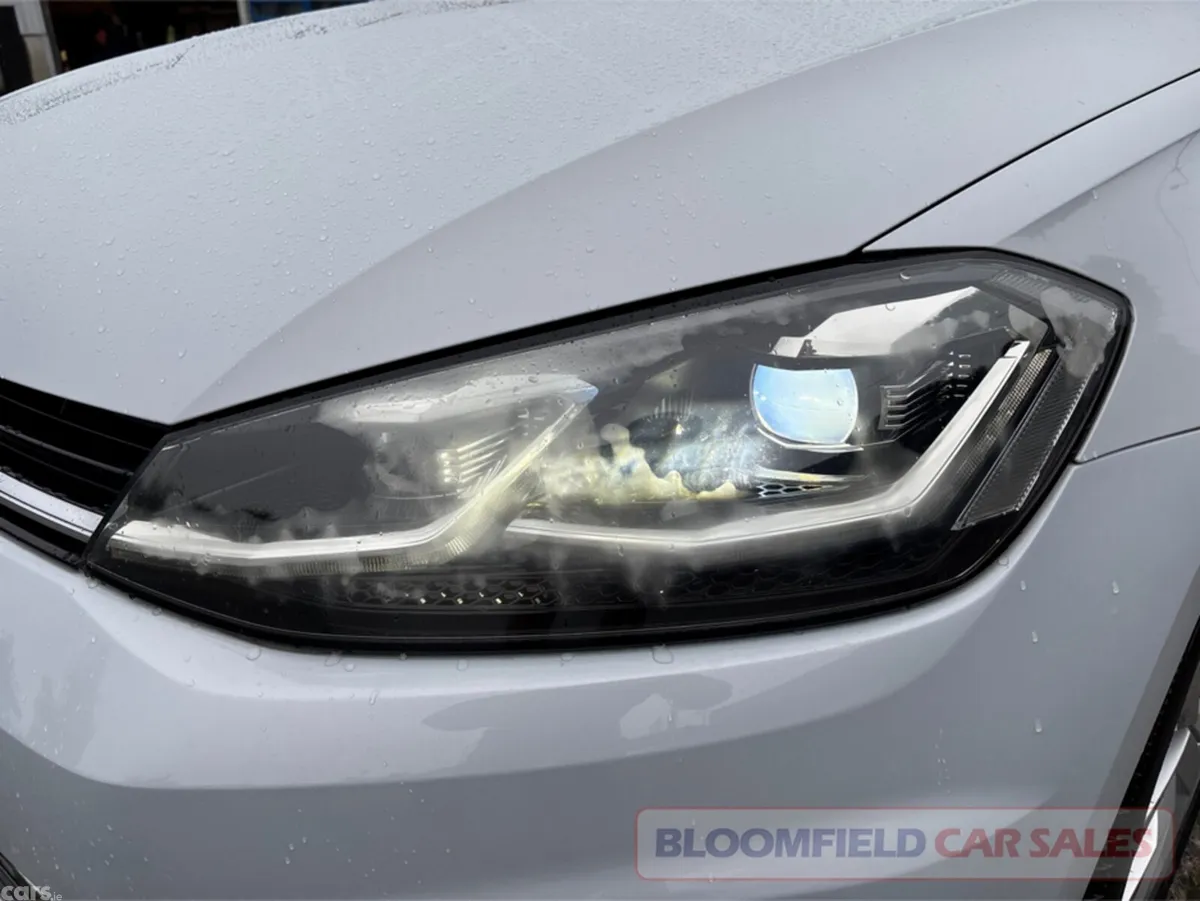 Volkswagen Golf Hatchback, Petrol, 2017, Grey