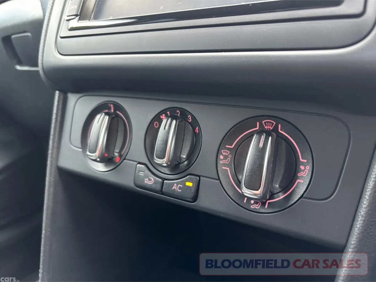 Volkswagen Polo Hatchback, Petrol, 2014, Black