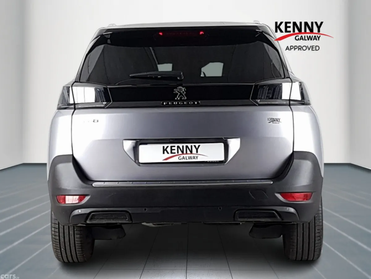 Peugeot 5008 MPV, Diesel, 2025, Grey