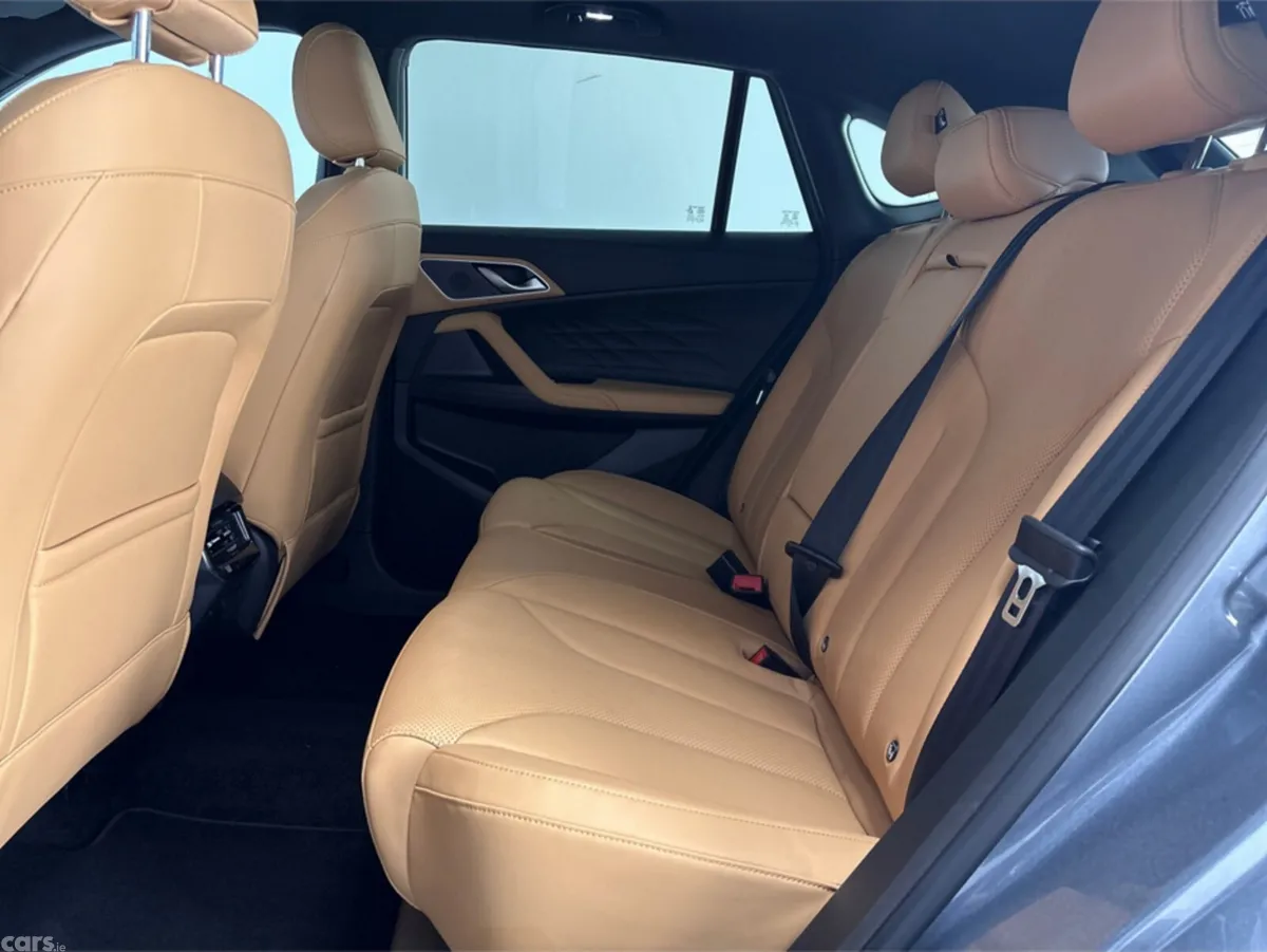 MG HS Hatchback, Petrol Plug-in Hybrid, 2025, Grey