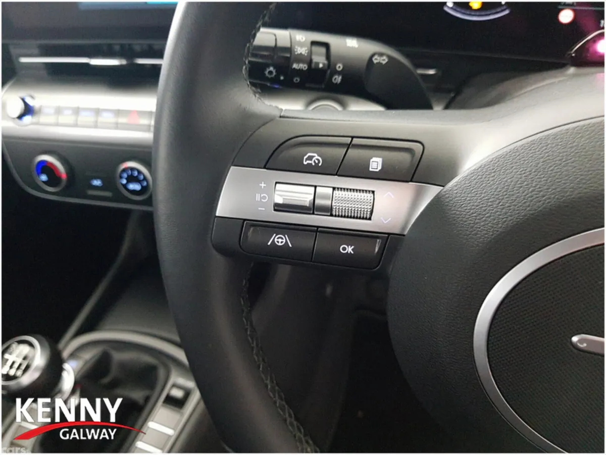 Hyundai KONA MPV, Petrol, 2023, Grey