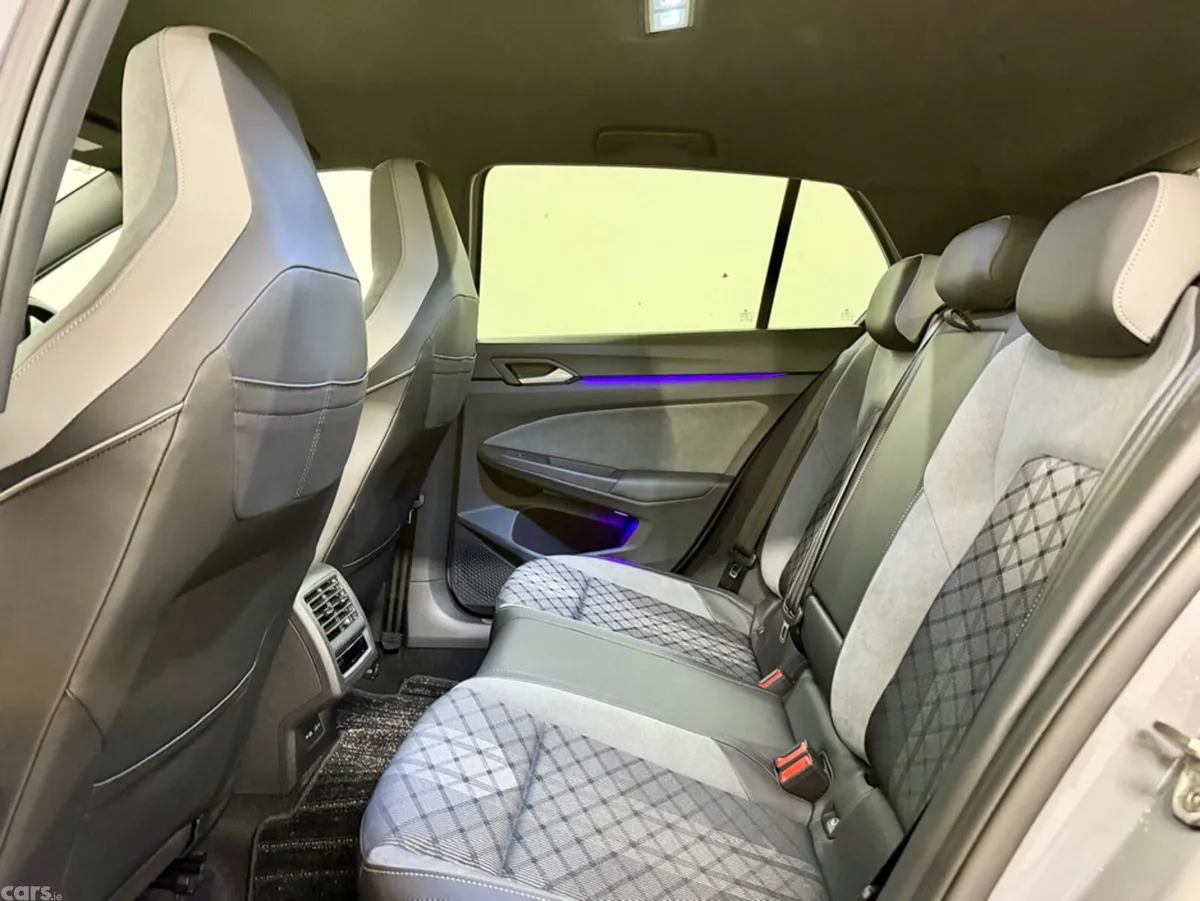 Volkswagen Golf Hatchback, Diesel, 2022, Grey