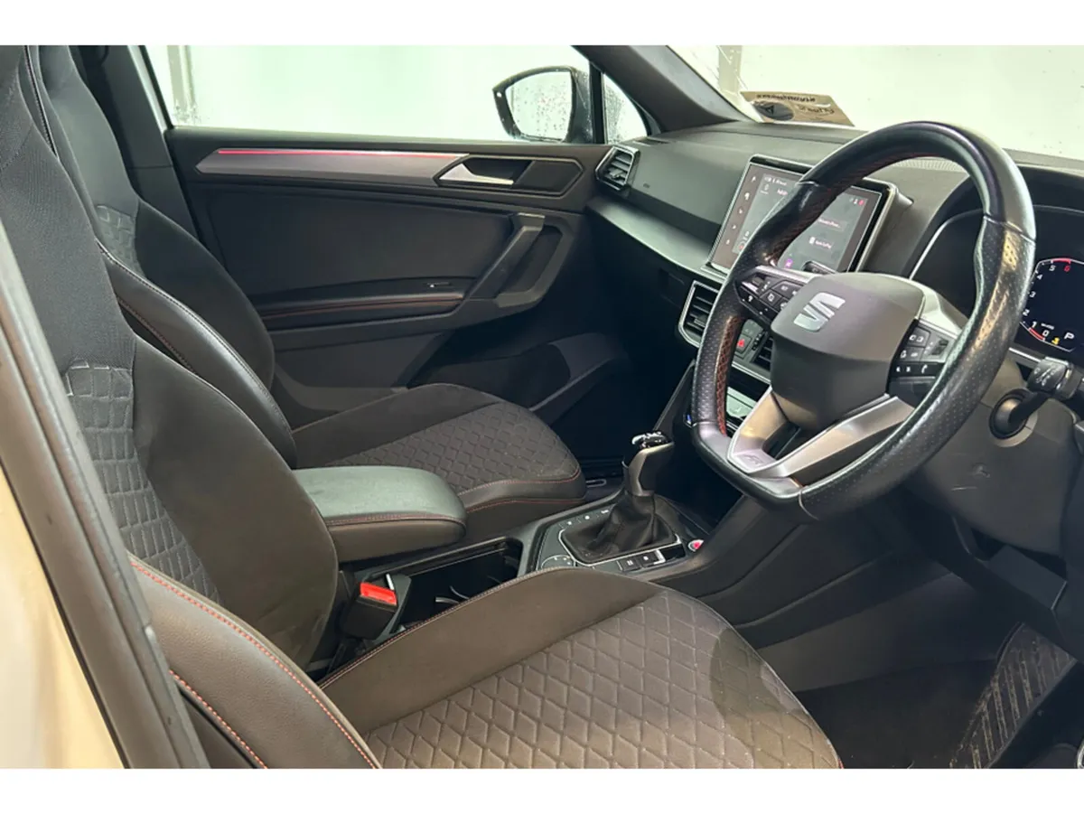 SEAT Tarraco Estate, Diesel, 2023, White