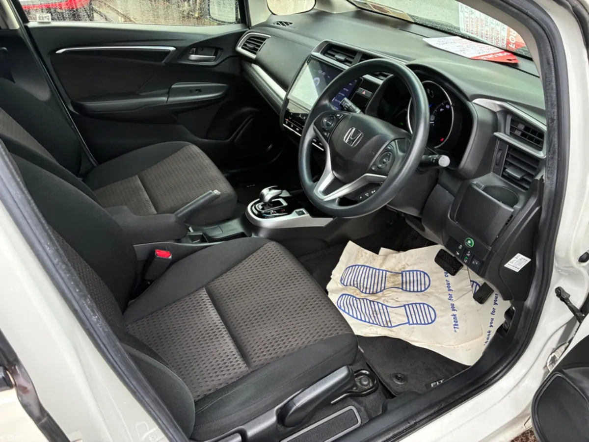 Honda Fit Hatchback, Petrol Hybrid, 2018, White