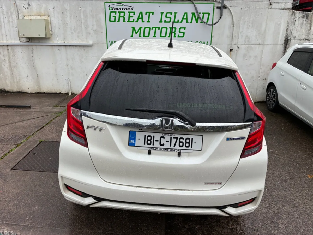 Honda Fit Hatchback, Petrol Hybrid, 2018, White