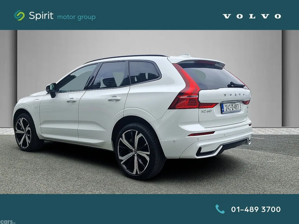 Volvo XC60 SUV, Petrol Plug-in Hybrid, 2024, White