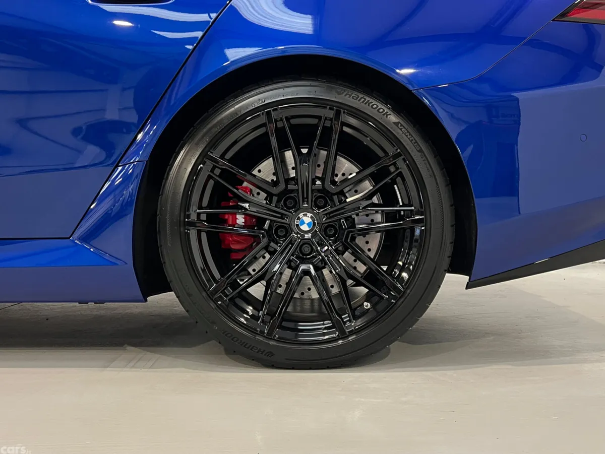 BMW M5 Saloon, Petrol Plug-in Hybrid, 2025, Blue