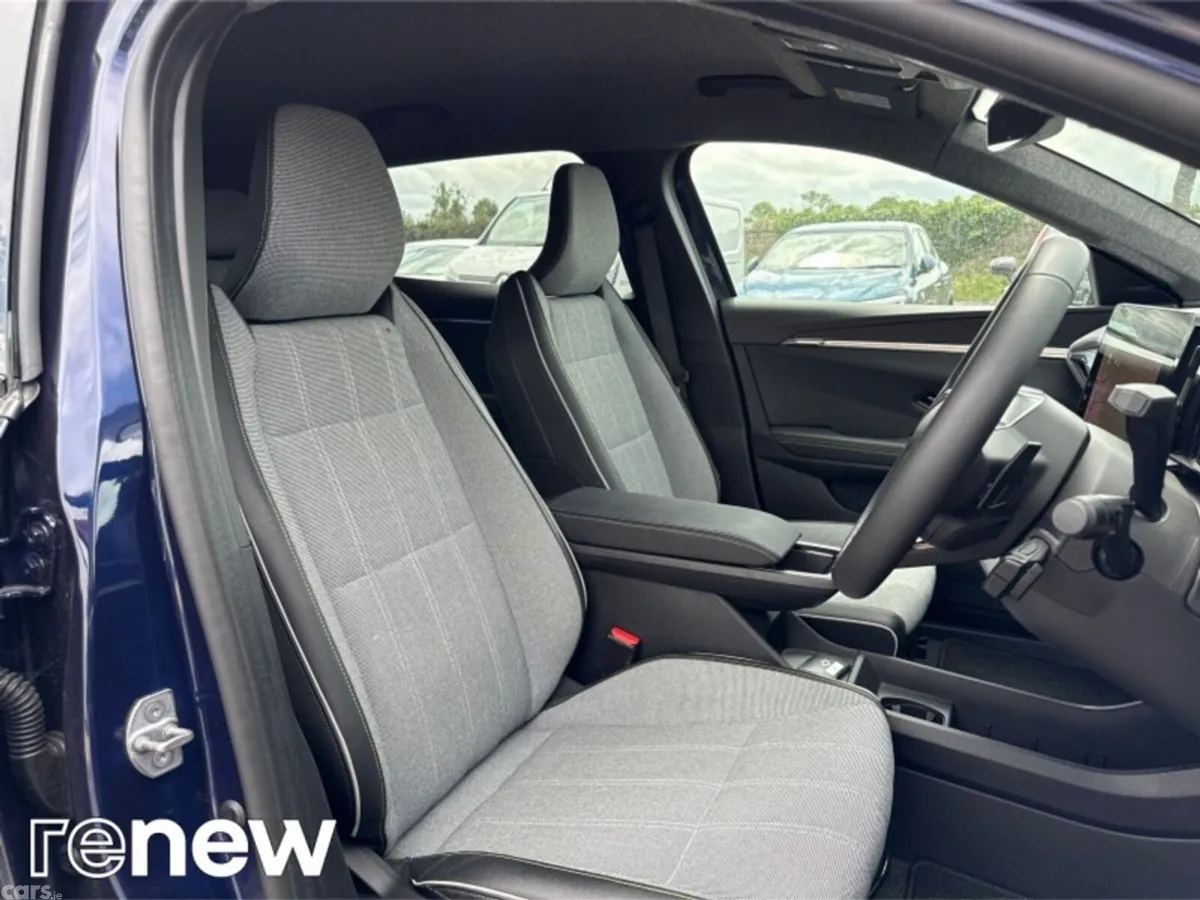 Renault Scenic E-Tech MPV, Electric, 2025, Blue