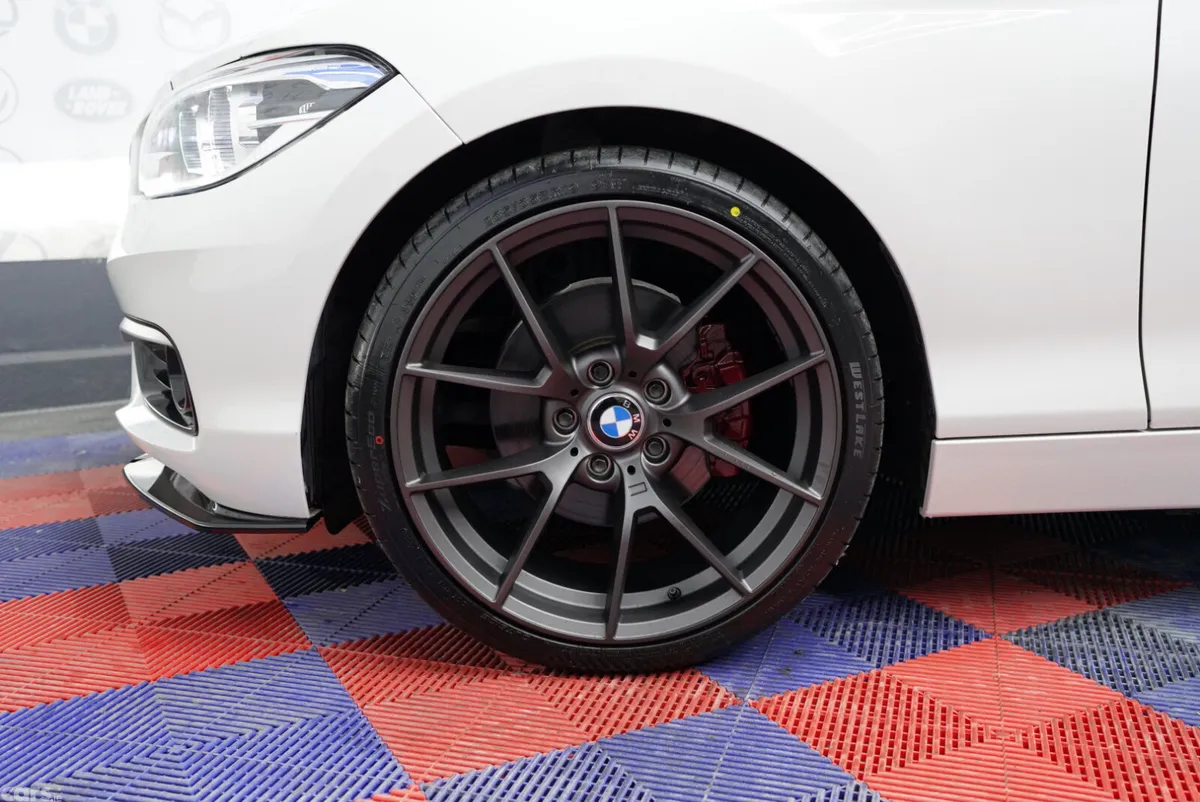 BMW 1-Series Hatchback, Petrol, 2015, White