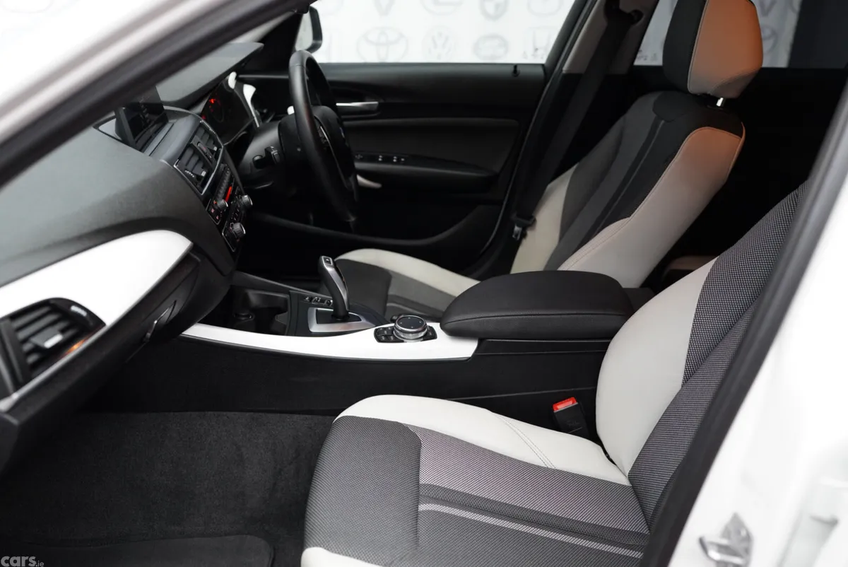 BMW 1-Series Hatchback, Petrol, 2015, White