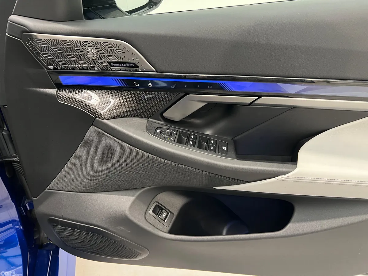 BMW M5 Saloon, Petrol Plug-in Hybrid, 2025, Blue
