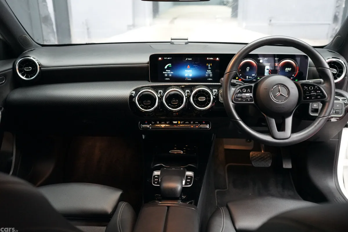 Mercedes-Benz A-Class Hatchback, Petrol, 2019, White