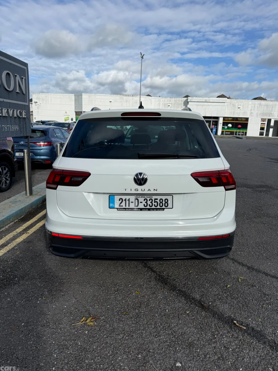 Volkswagen Tiguan SUV, Diesel, 2021, White