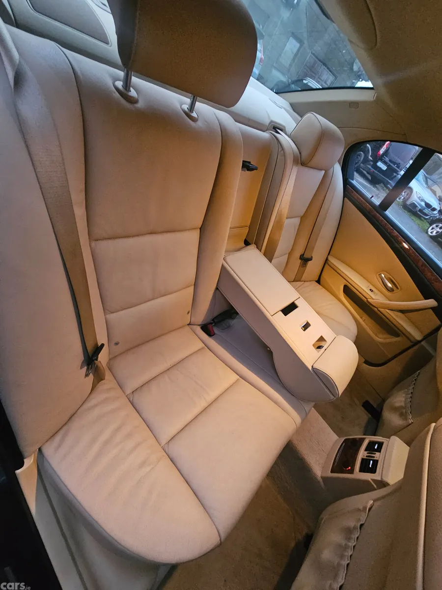 BMW 5-Series Saloon, Petrol, 2008, Grey
