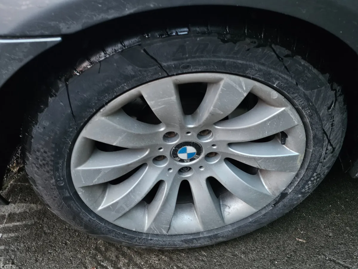 BMW 5-Series Saloon, Petrol, 2008, Grey