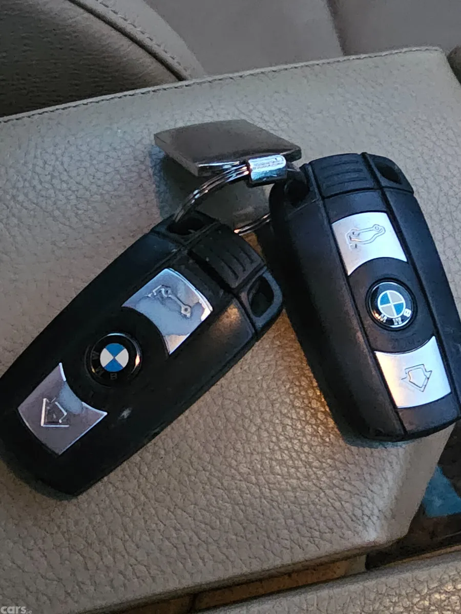 BMW 5-Series Saloon, Petrol, 2008, Grey