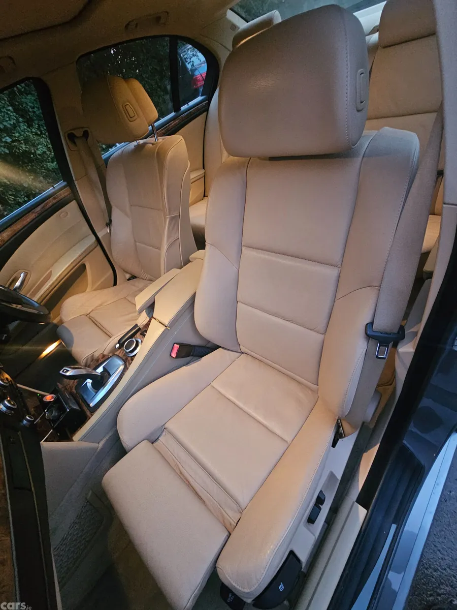 BMW 5-Series Saloon, Petrol, 2008, Grey