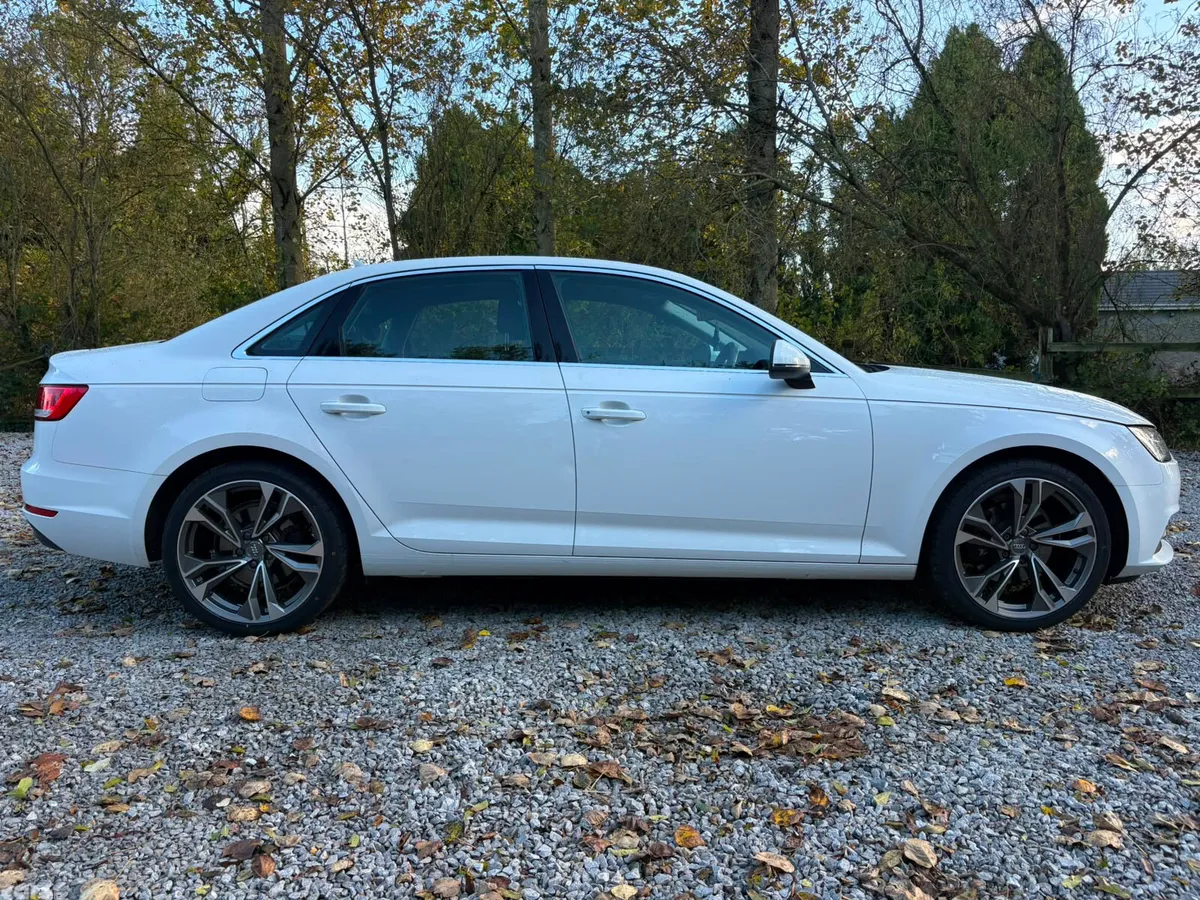 Audi A4 Saloon, Petrol, 2015, White