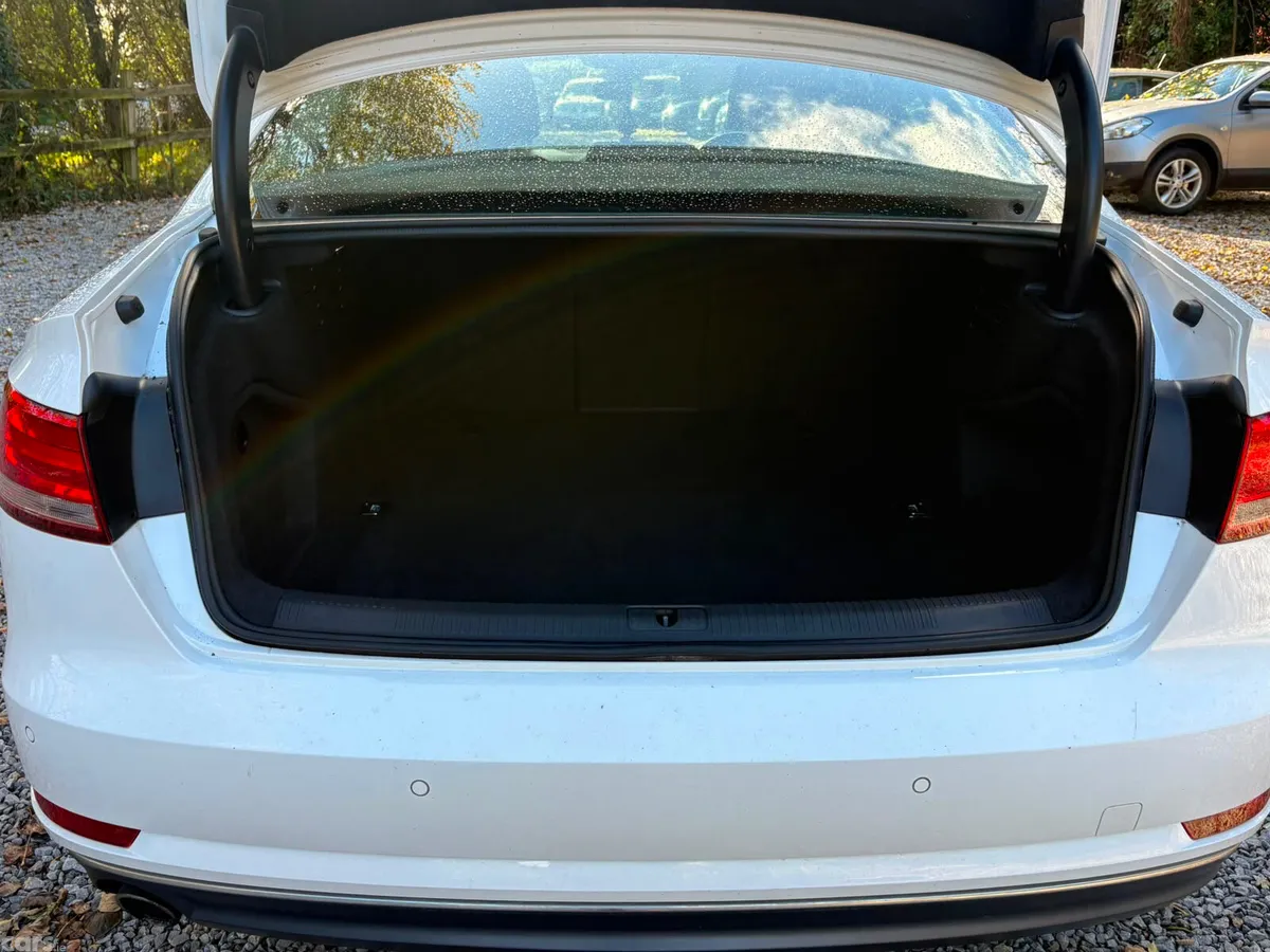 Audi A4 Saloon, Petrol, 2015, White