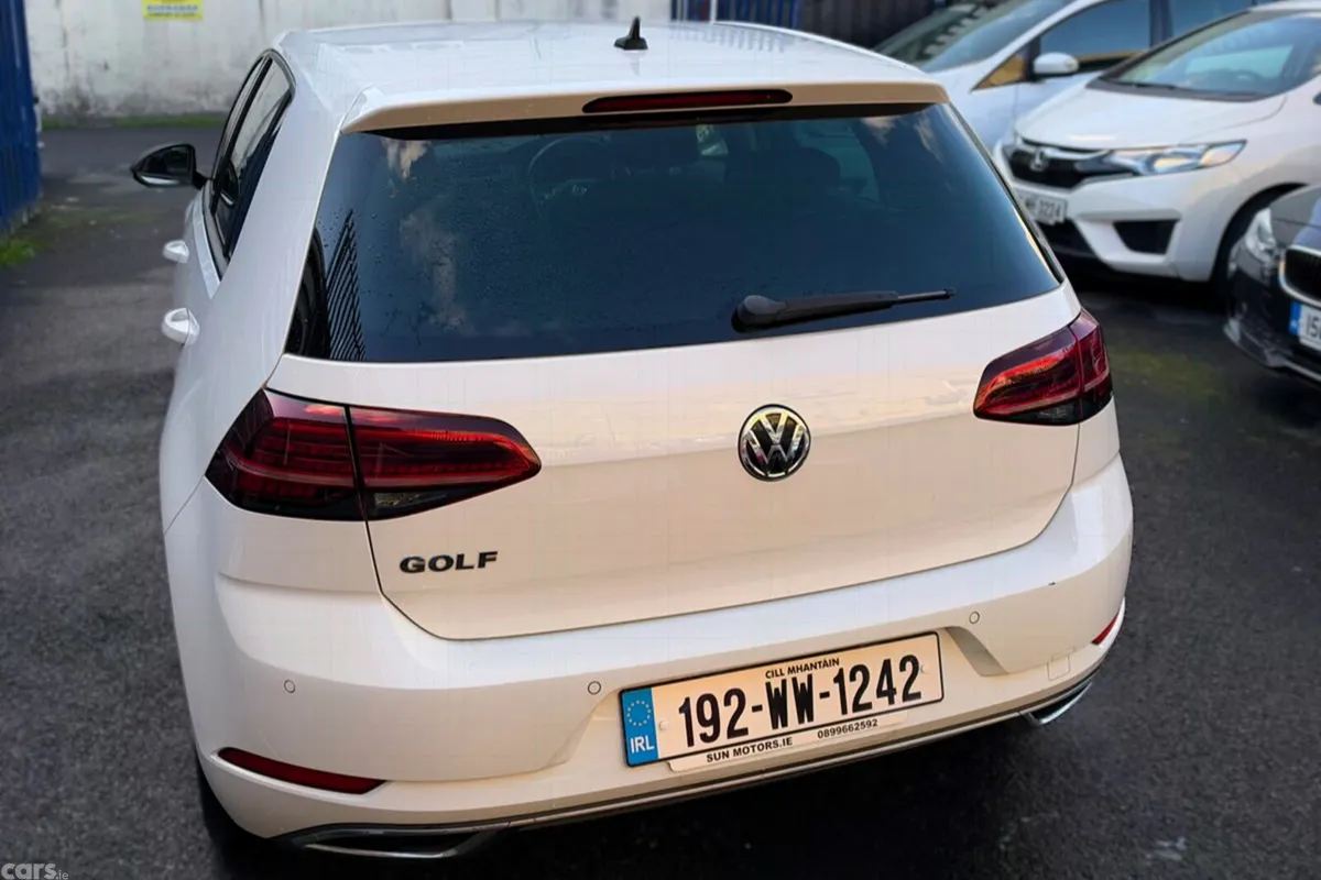Volkswagen Golf Hatchback, Petrol, 2019, White