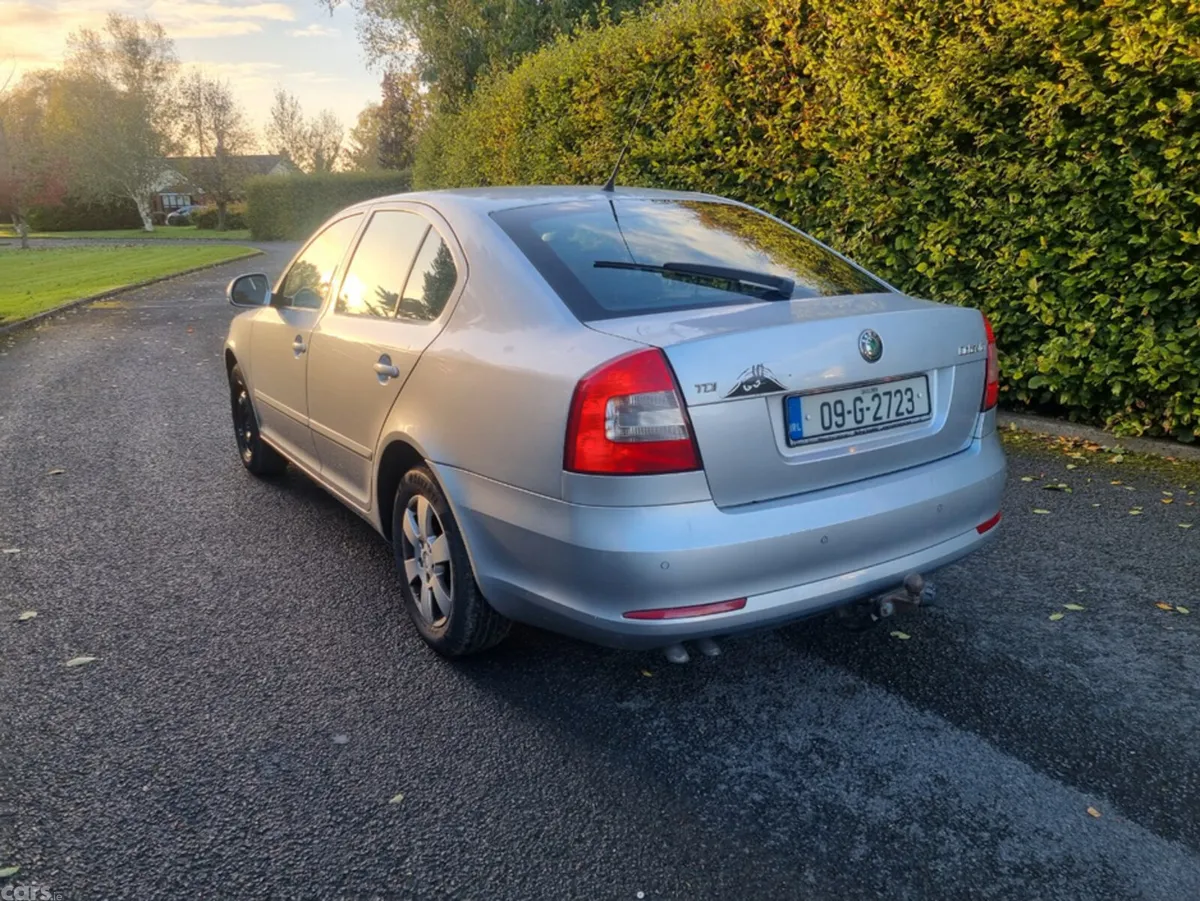 Skoda Octavia Hatchback, Diesel, 2009, Silver