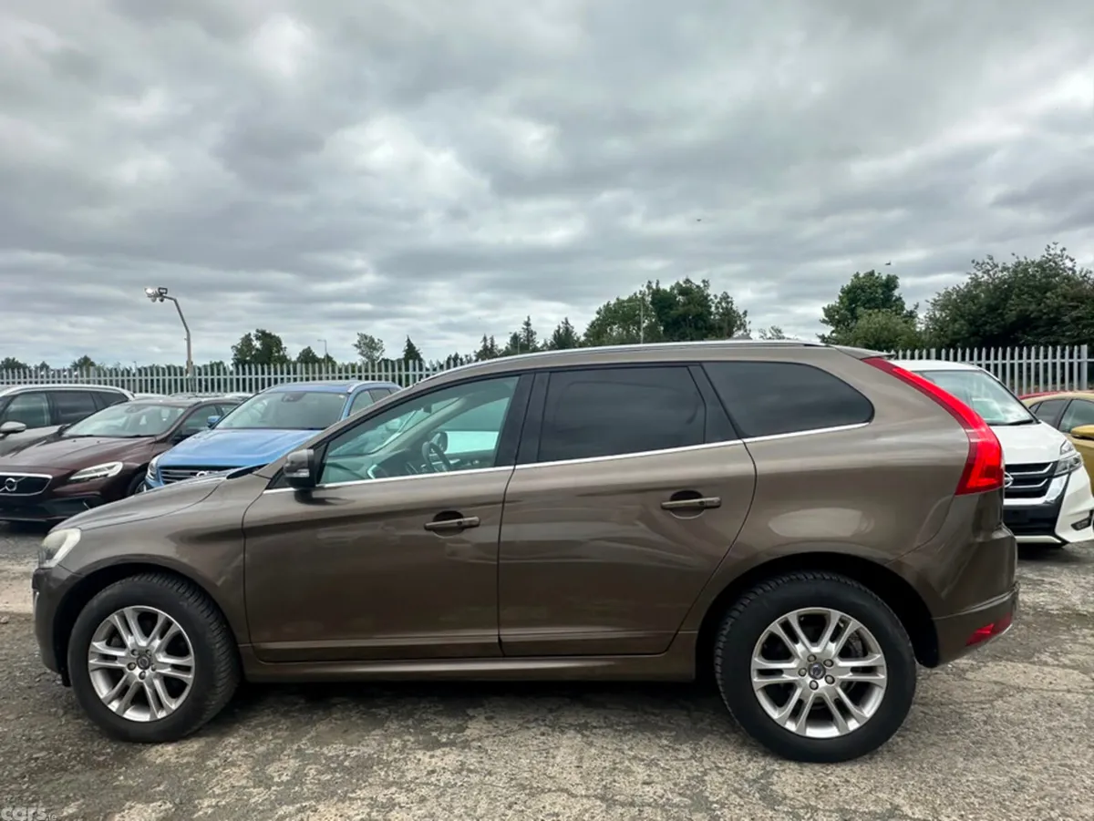 Volvo XC60 SUV, Diesel, 2015, Brown