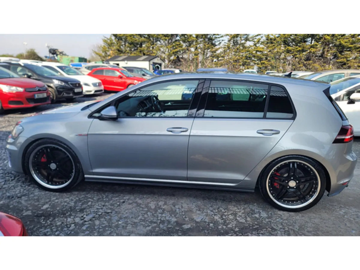 Volkswagen Golf Hatchback, Petrol, 2014, Grey