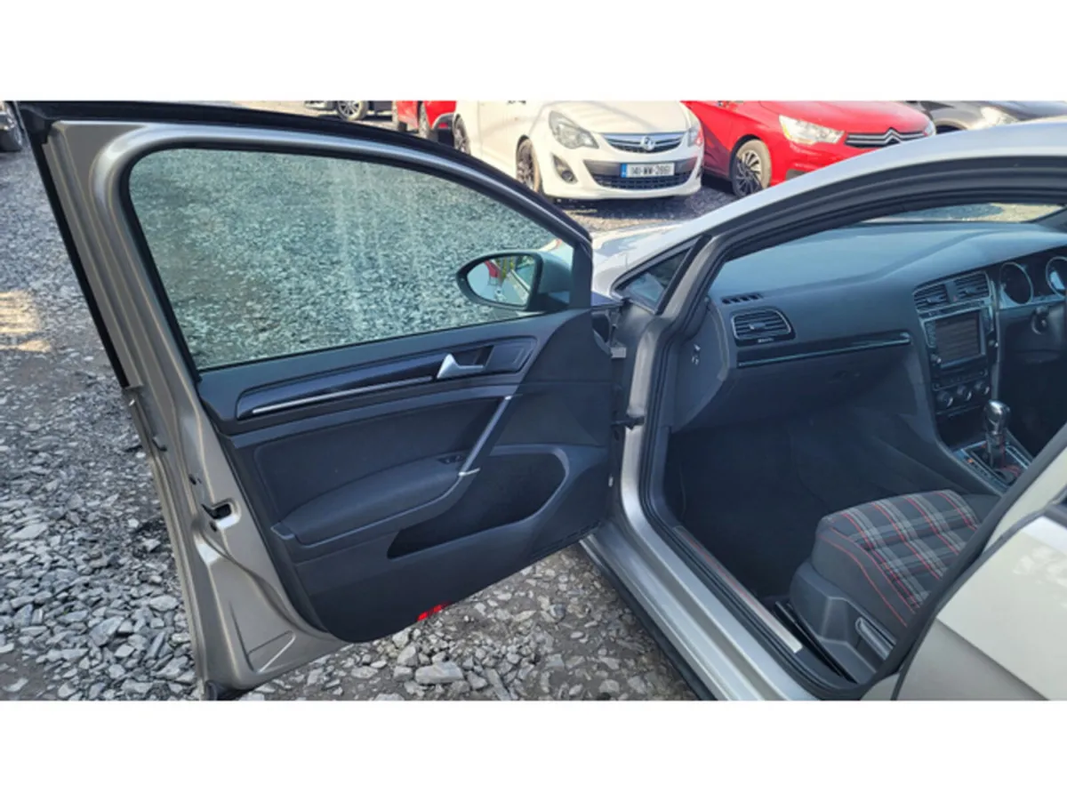 Volkswagen Golf Hatchback, Petrol, 2014, Grey