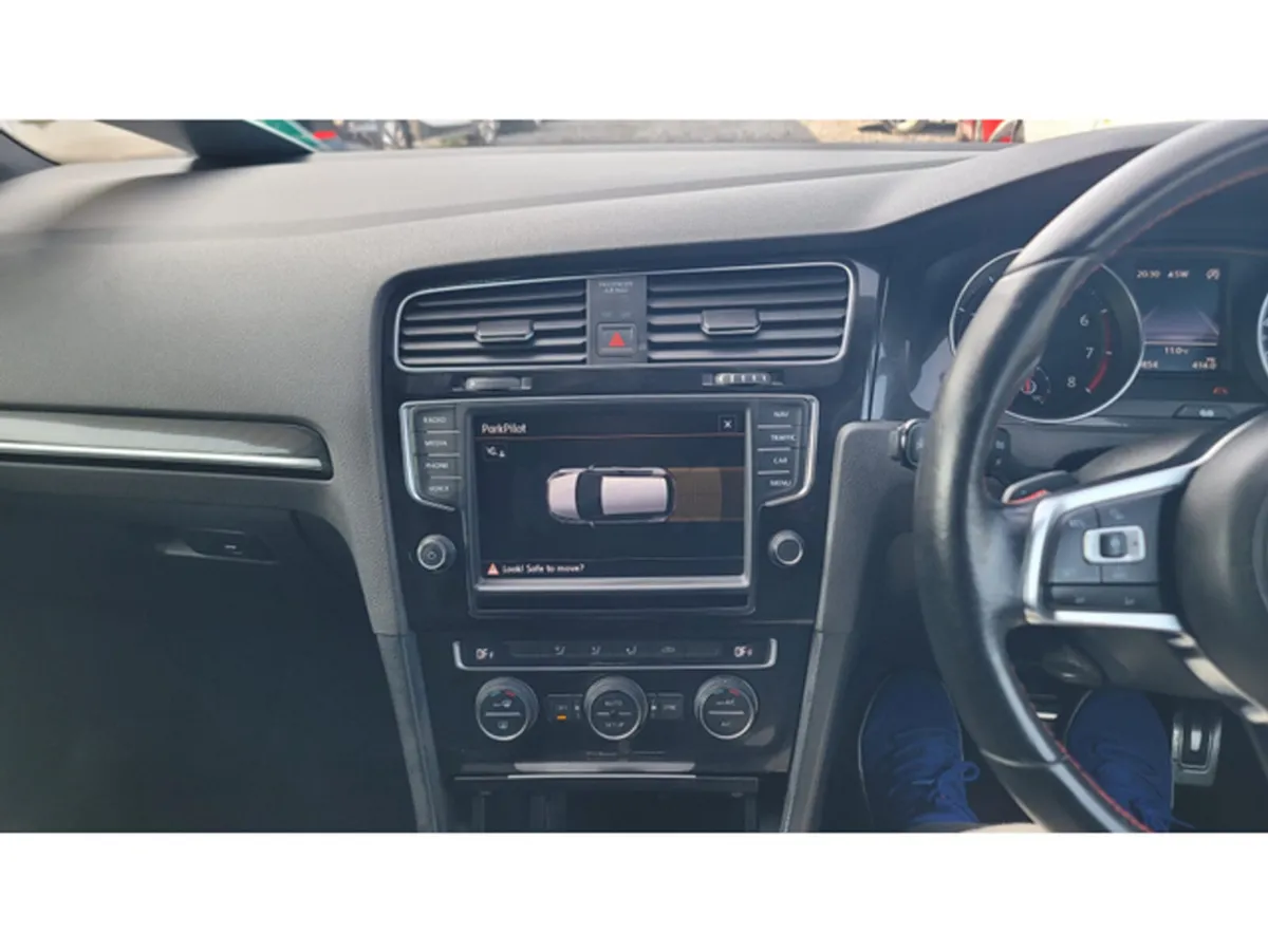 Volkswagen Golf Hatchback, Petrol, 2014, Grey