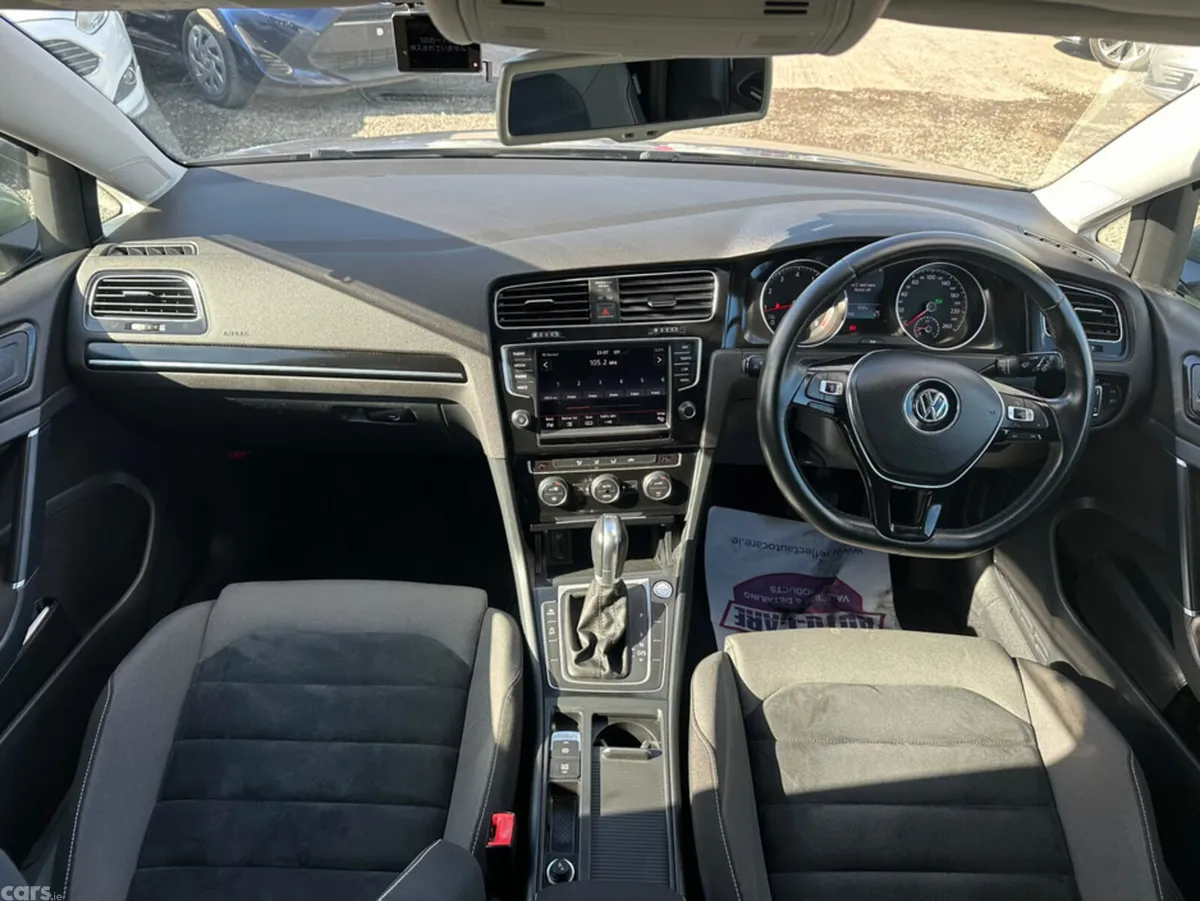 Volkswagen Golf Hatchback, Petrol, 2015, Grey