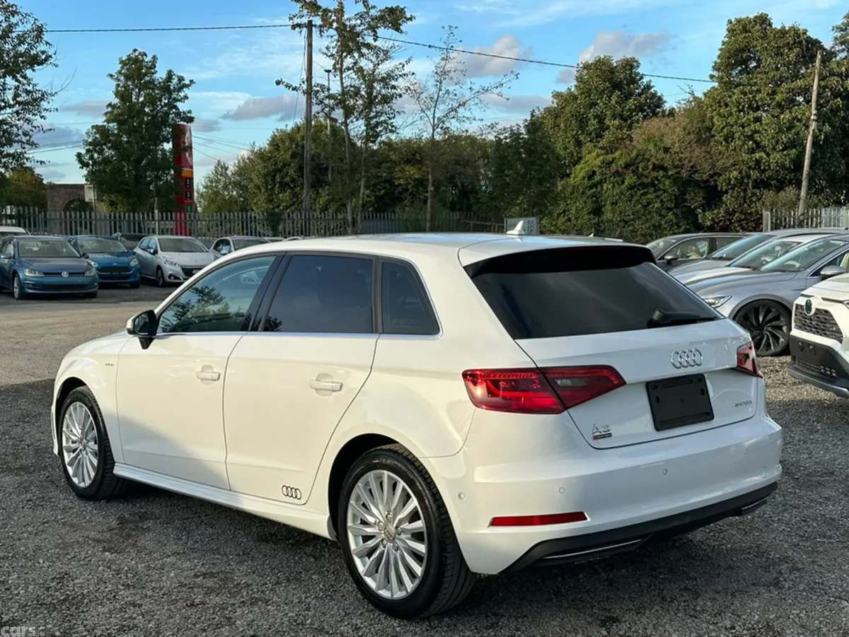 Audi A3 Hatchback, Petrol Plug-in Hybrid, 2016, White