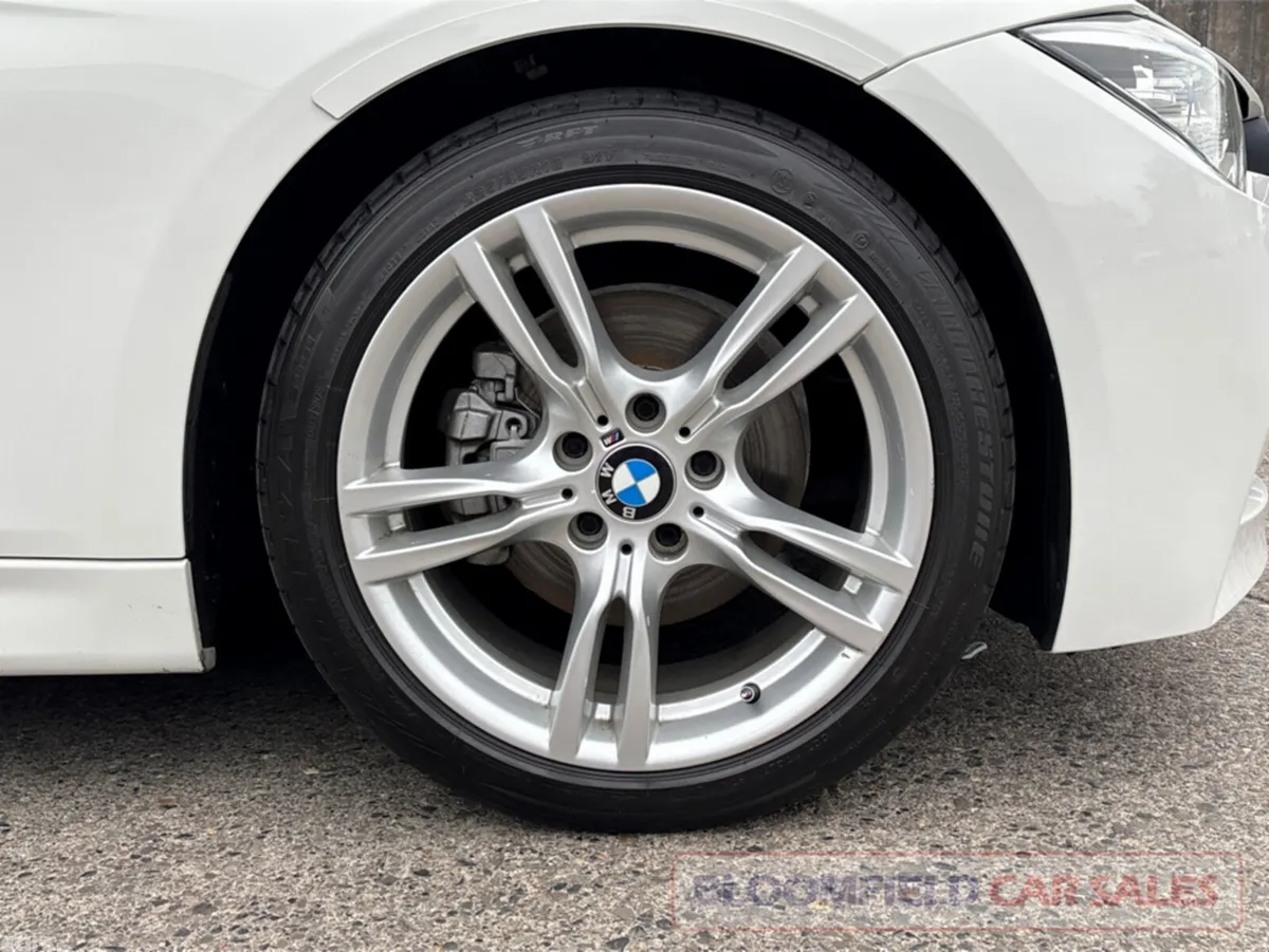 BMW 3-Series Estate, Petrol, 2016, White
