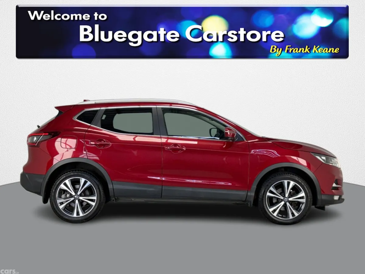 Nissan Qashqai MPV, Petrol, 2020, Red