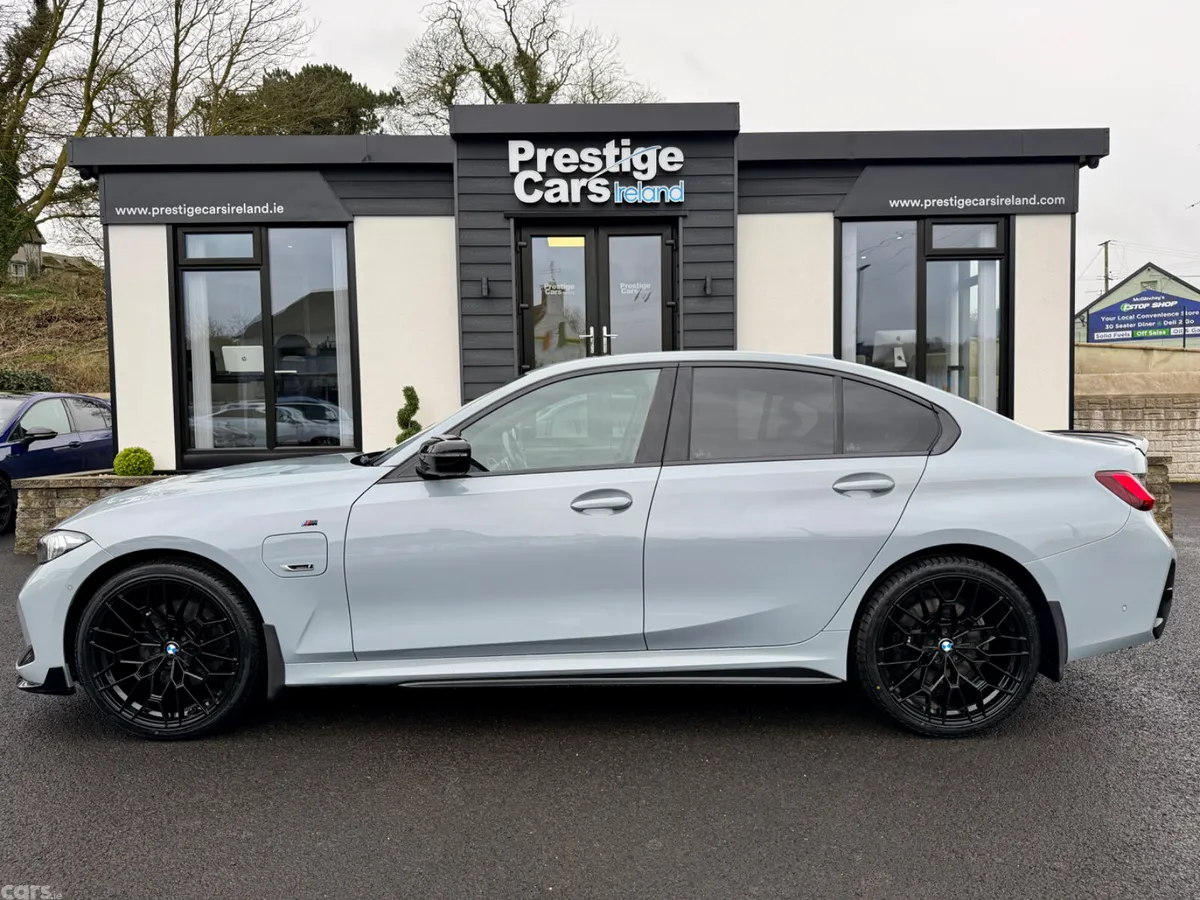 BMW 3-Series Saloon, Petrol Plug-in Hybrid, 2024, Grey