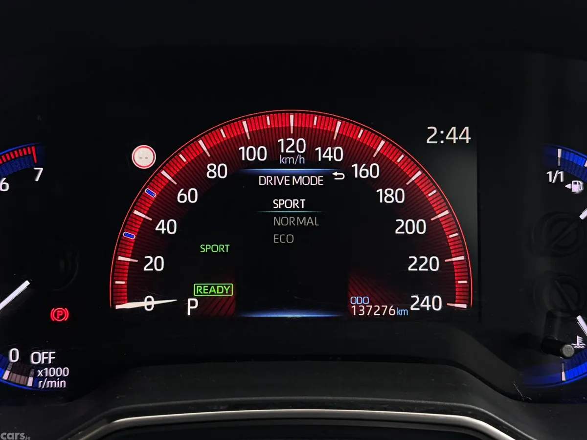 Toyota Corolla Saloon, Petrol Hybrid, 2020, Grey