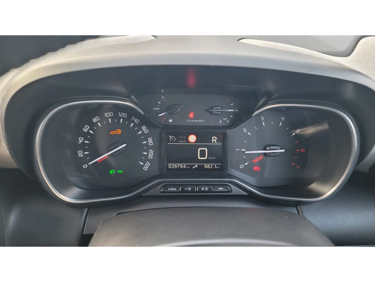 Citroen C3 Aircross SUV, Petrol, 2019, Grey