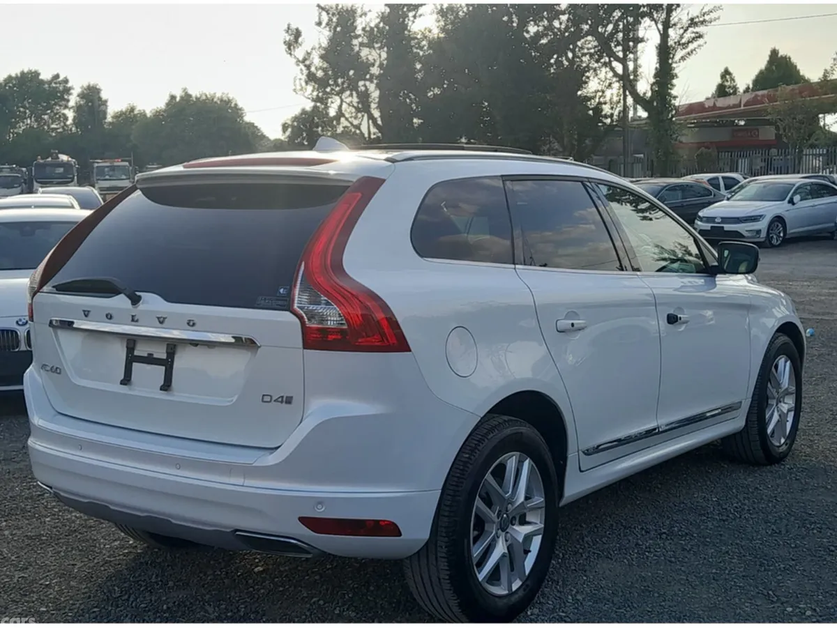 Volvo XC60 SUV, Diesel, 2017, White