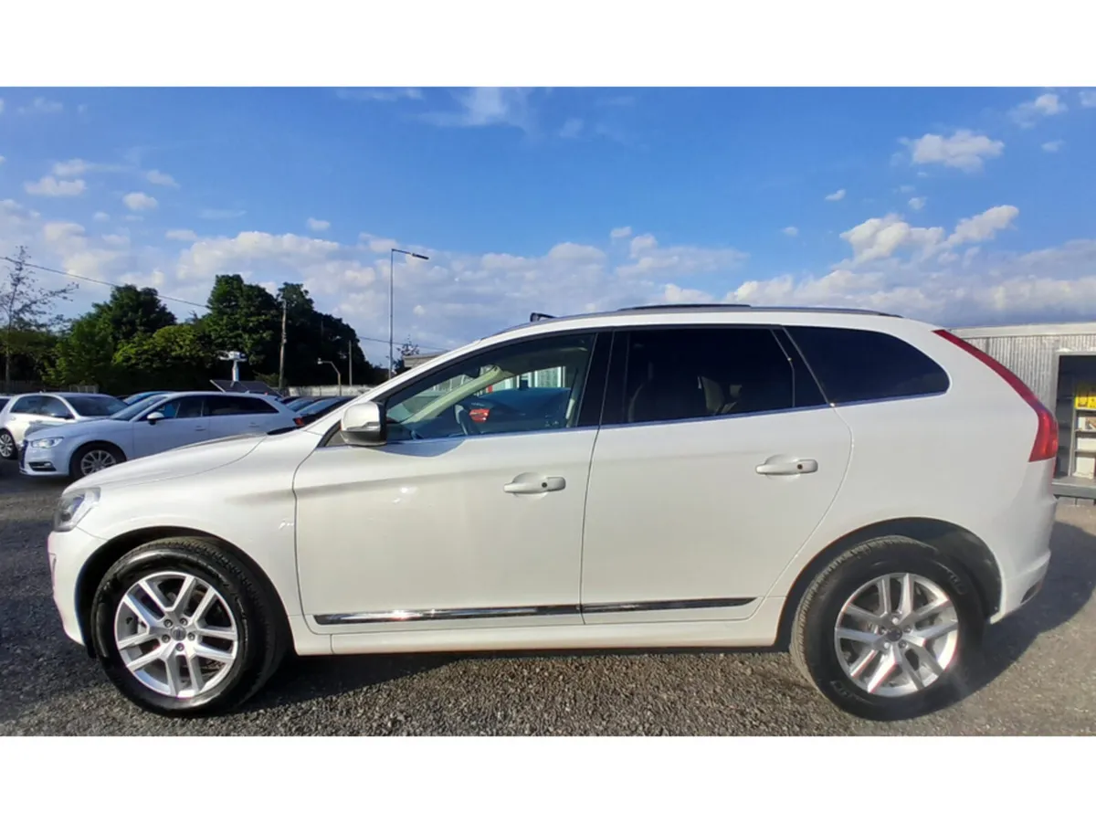 Volvo XC60 SUV, Diesel, 2017, White