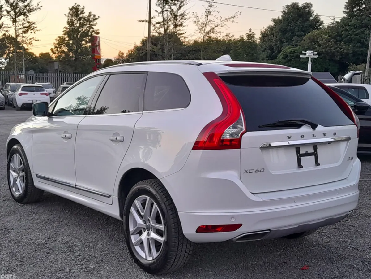Volvo XC60 SUV, Diesel, 2017, White