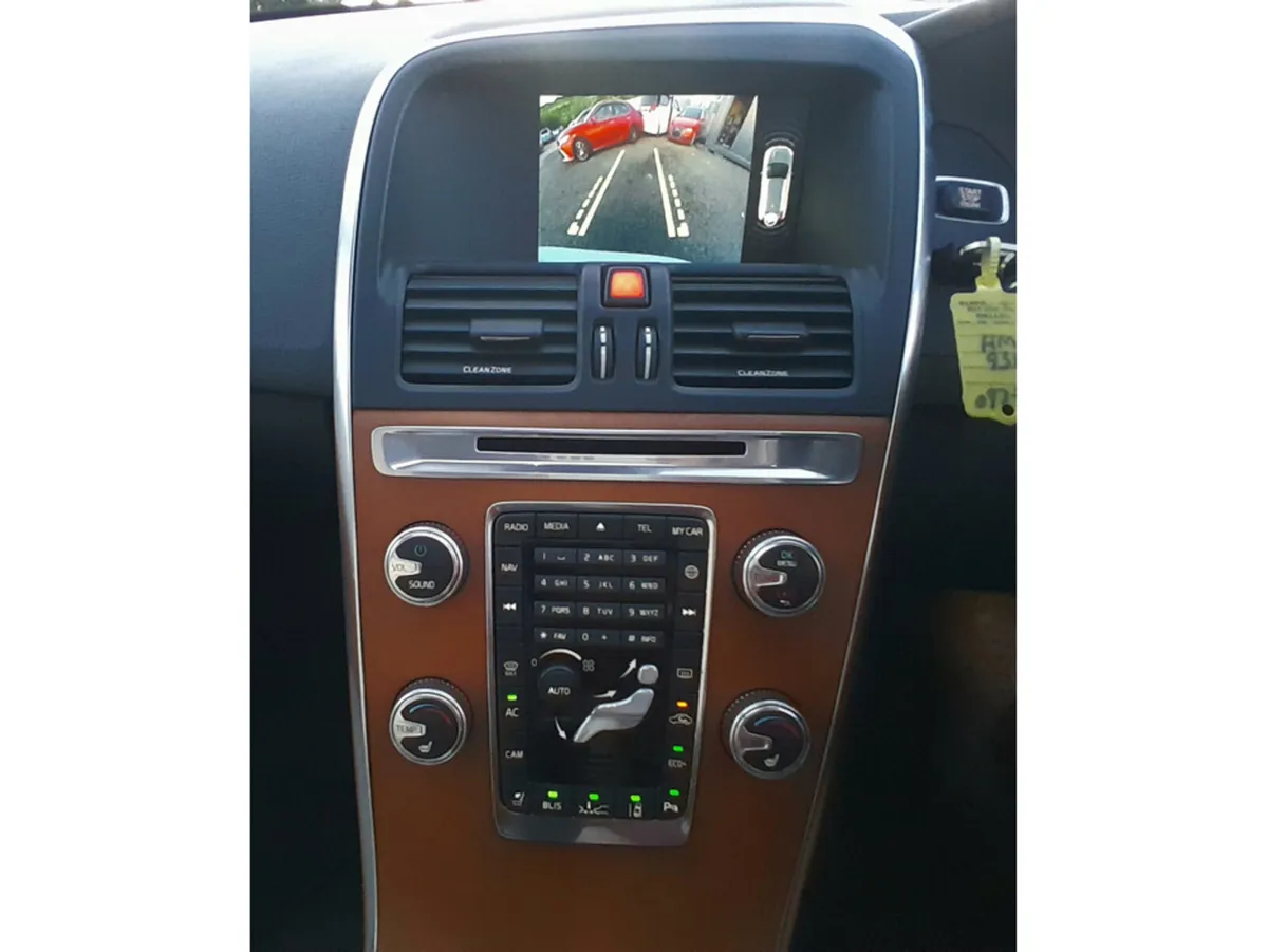 Volvo XC60 SUV, Diesel, 2017, White