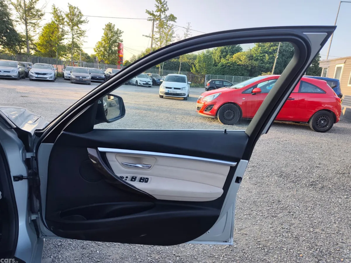 BMW 3-Series Saloon, Petrol Hybrid, 2016, Silver