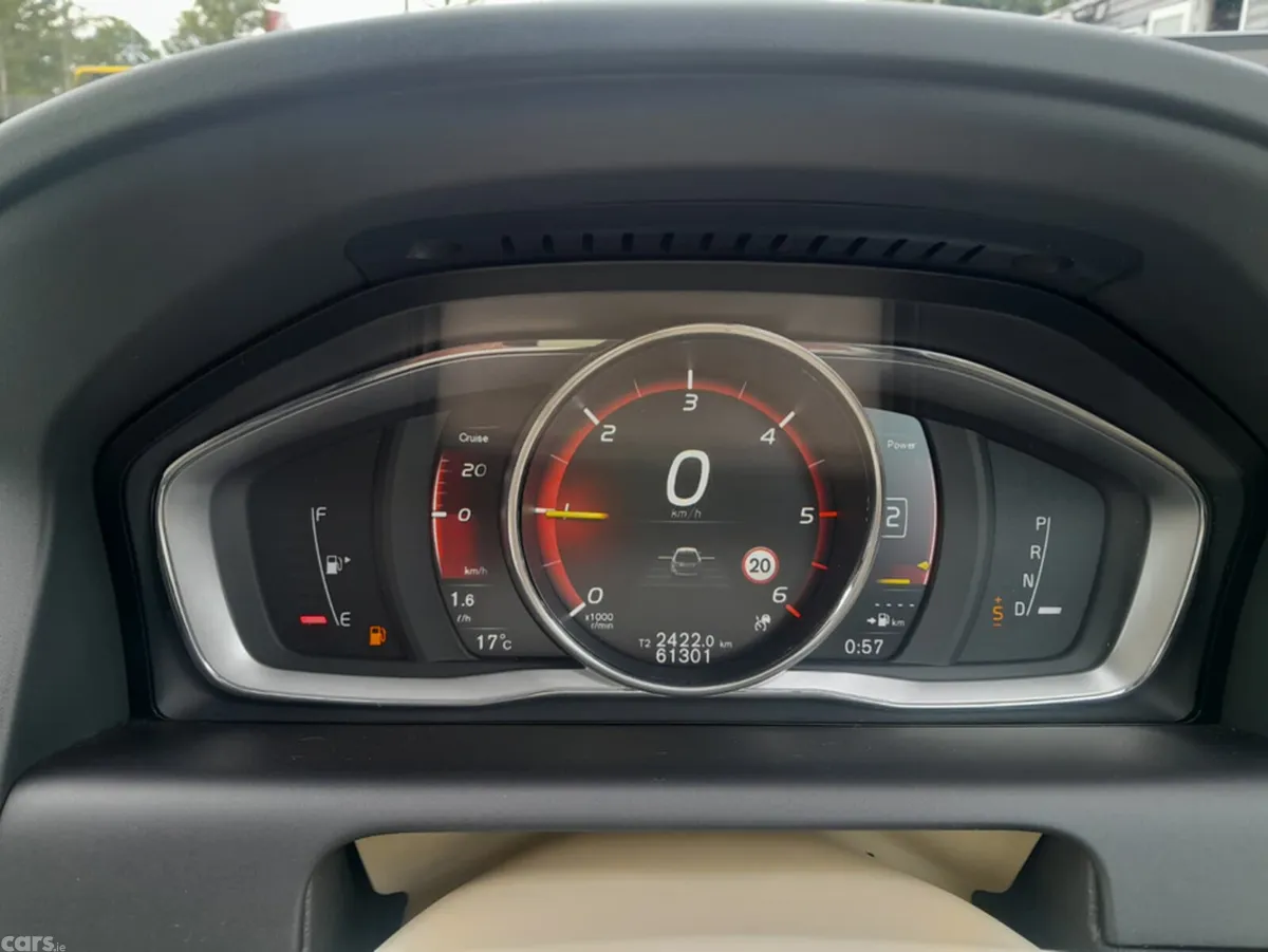 Volvo XC60 SUV, Diesel, 2017, Red