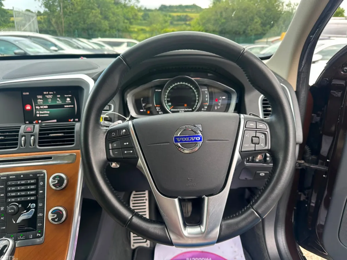 Volvo XC60 SUV, Diesel, 2017, Brown