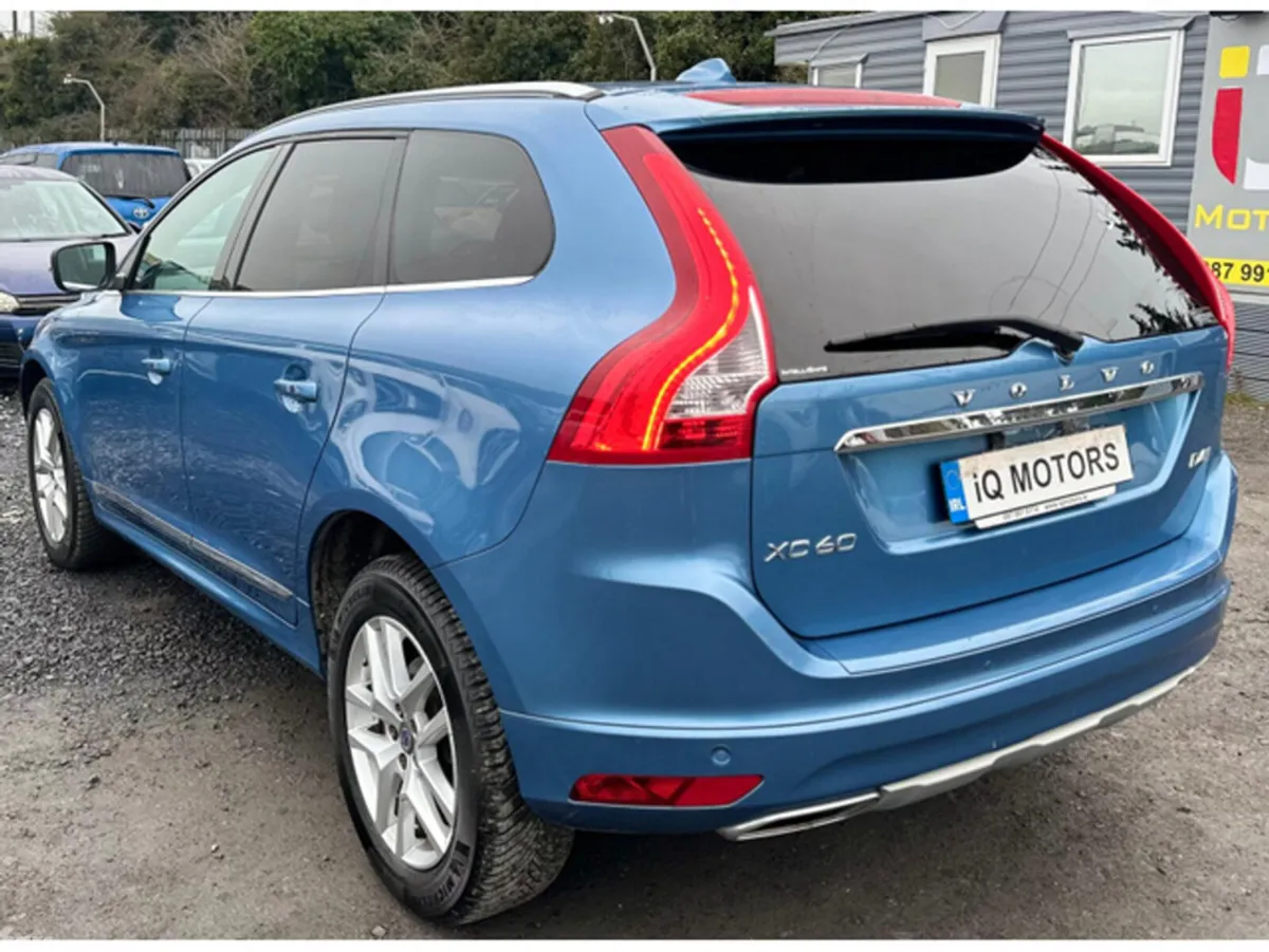 Volvo XC60 SUV, Diesel, 2017, Blue
